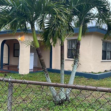 Hospedaje North Miami Kültér fotó